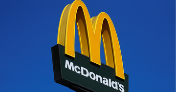米マクドナルド、海外好調も国内低迷で株価割高か