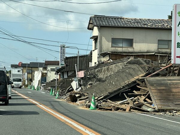 家屋倒壊の様子