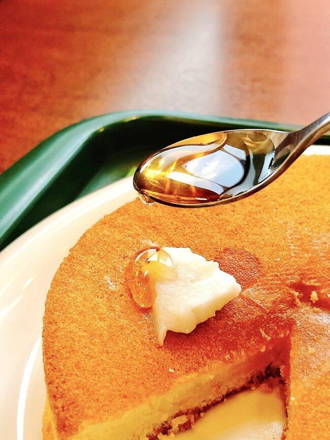 「いつの間にそんなメニューが」モスバーガーの“隠れ絶品スイーツ”まるで雲みたいにフワッフワ！「もう空気かと思った」「息子と取り合いだった」