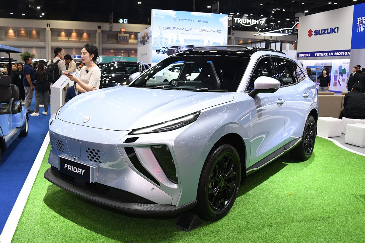 東風汽車の乗用車ブランド「風行」が存在感をアピールしていた。フライデーは約150kWモーター搭載の5人乗りモデル