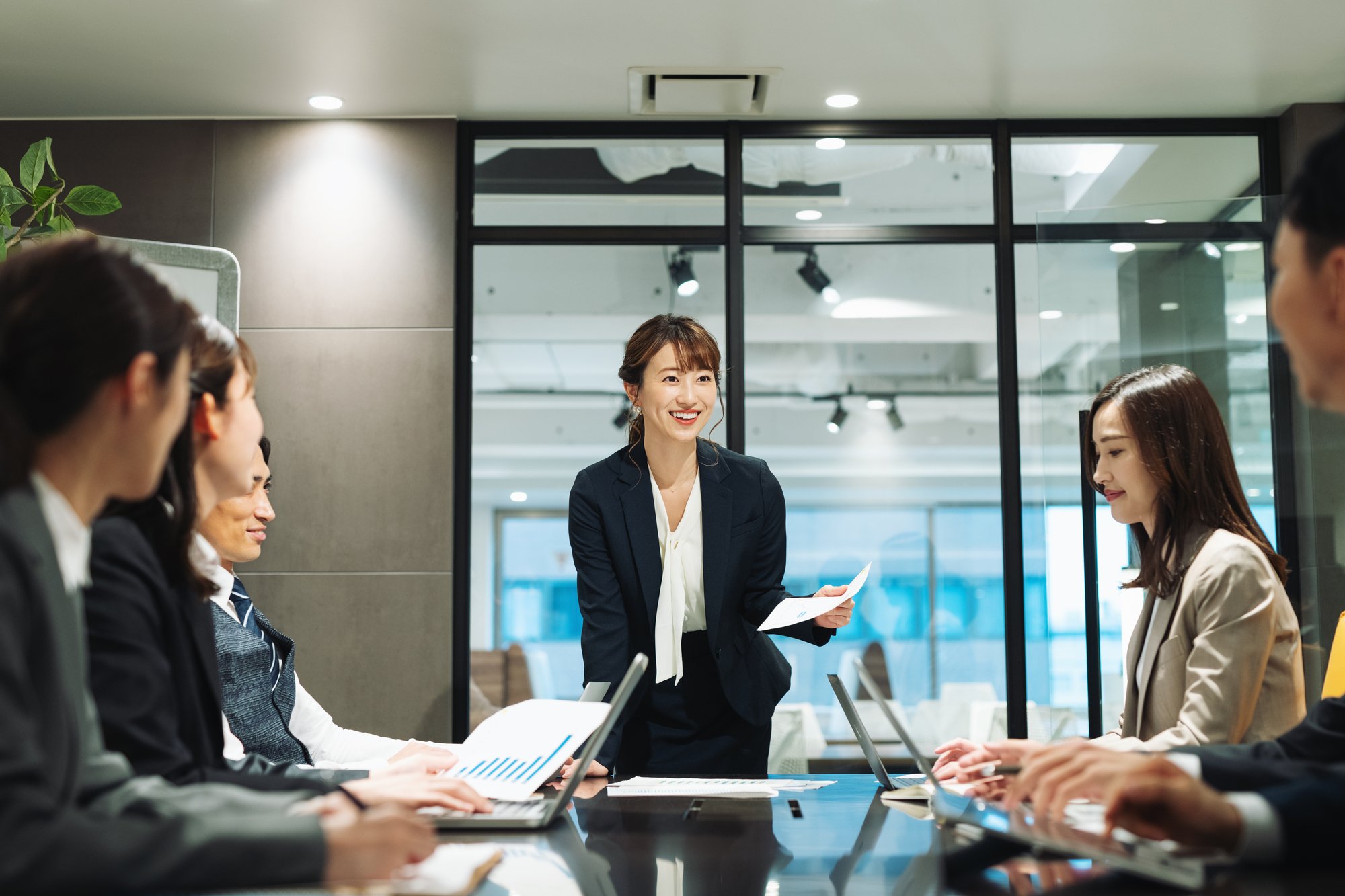 顔を見れば一発で分かる！入社してから活躍する人がやっている「神習慣」