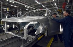 フォード、米にバッテリー3工場建設　韓国SKと共同で