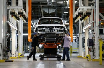 テスラになれない米EV新興企業、行く手に難路