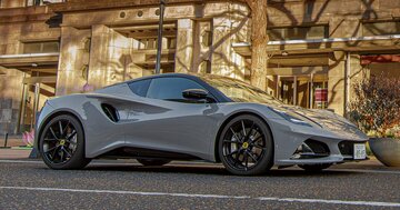 「まさに名車！」ロータス・エミーラが美しすぎる…クルマ好きほど感動するワケ【試乗記】