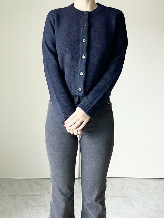 「着痩せできます!」GUの“1990円カーディガン”が秋冬コーデで大活躍!「3色購入し着回してます」「とても綺麗なシルエット」