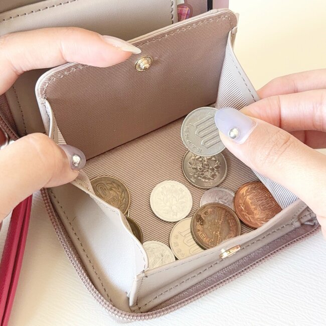 小銭が取り出しやすくて感動！アフタヌーンティーの「高見えミニ財布」コンパクトなのに鍵まで入る名品です！《購入レビュー》