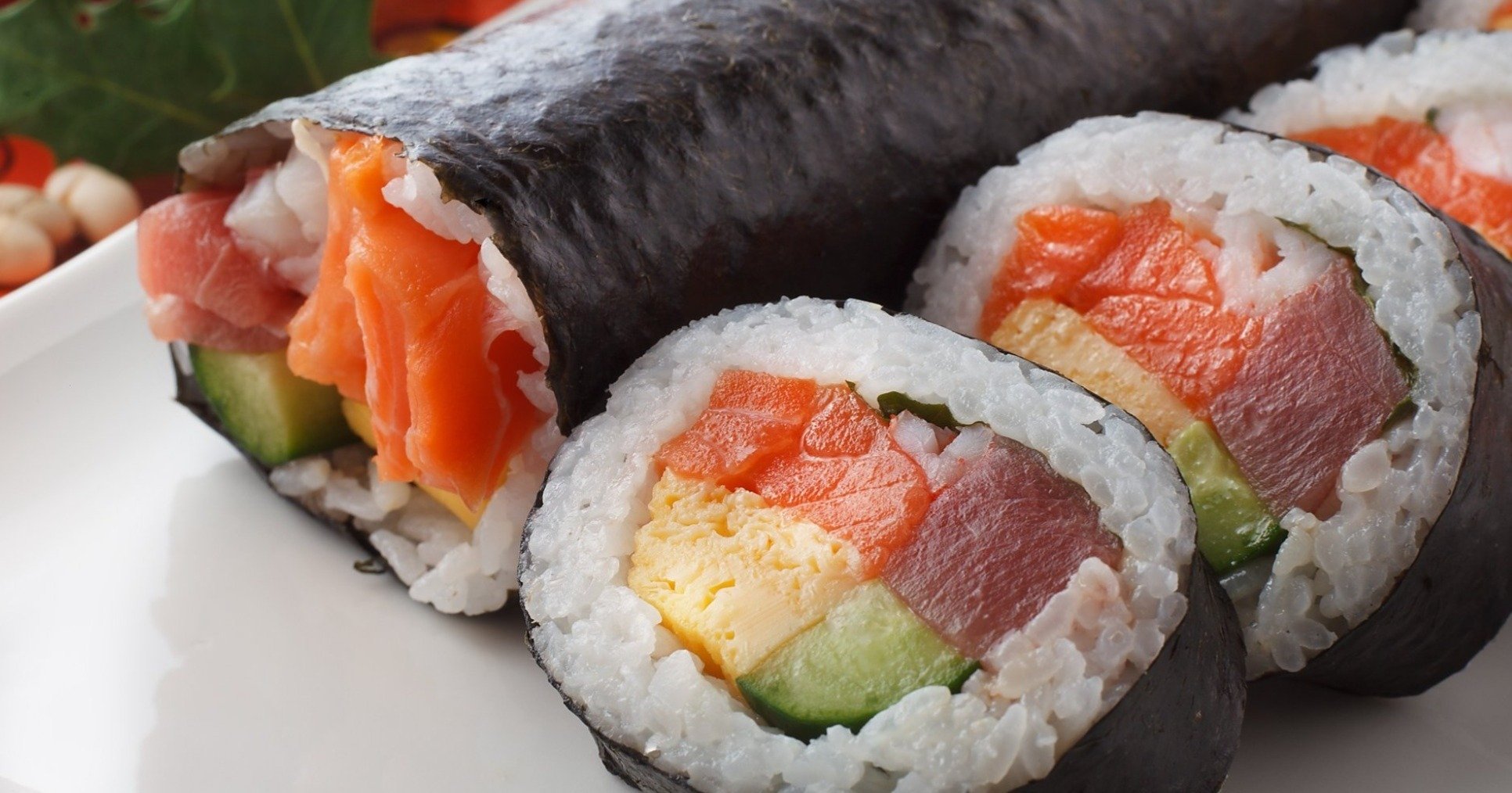 恵方巻き「食べやすいように切りたい」→「ご利益がなくなる！」と妻反対、穏便に節分を過ごす方法