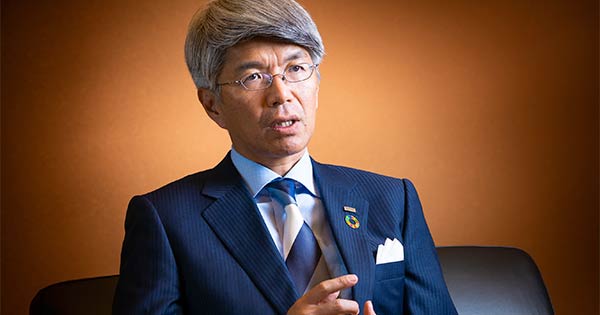 藤原弘治頭取