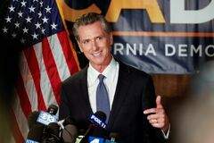 米加州知事リコール投票、ニューサム氏続投へ