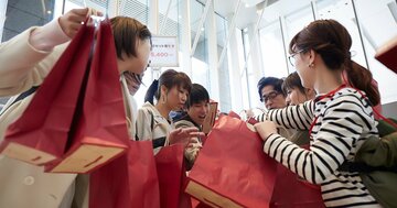 福袋やガチャなど「選べない商品」に現代人がハマるワケ。選択を放棄する代償として払う“対価”とは?
