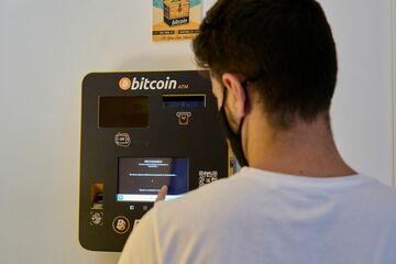 ビットコイン先物に投資家殺到、ETF承認を期待