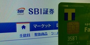 「SBI証券」でTポイントを使う＆貯める方法を解説！投資信託を最低100円分からTポイントで買えるうえ、「期間固定ポイント」も効率的に使えてメリット大！
