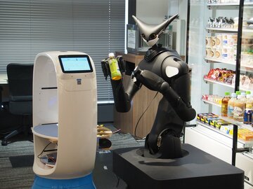 KDDIが2030年の生活を見据えた応用研究拠点「KDDI research atelier」を公開