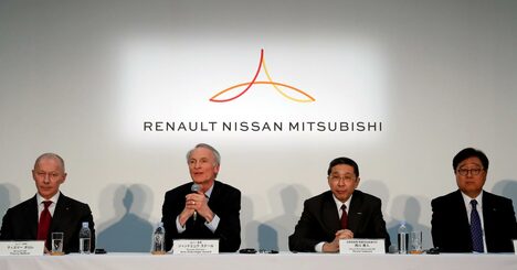 ゴーン失墜の内幕、日産幹部が恐れた仏支配