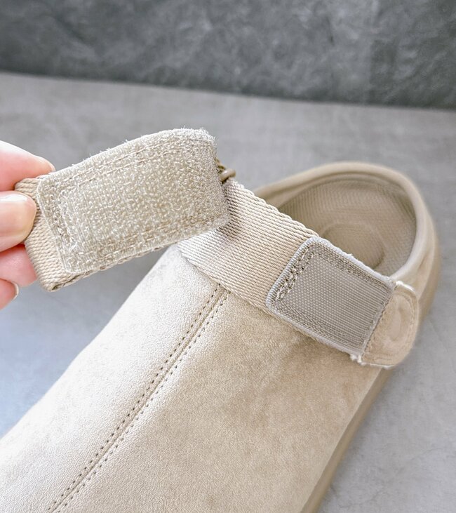 「久々に即買い商品！」スポッと履けて楽ちん！無印良品の“ぽってりサンダル”履き心地もバツグン！「シルエット可愛すぎる！」「色も大人な感じ」《購入レビュー》