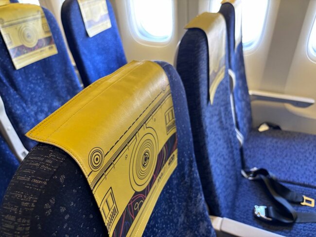 ANAが注意喚起したNG行為とは？「CAに負担」「他の客に迷惑」の声も【機内マナーを考えよう】